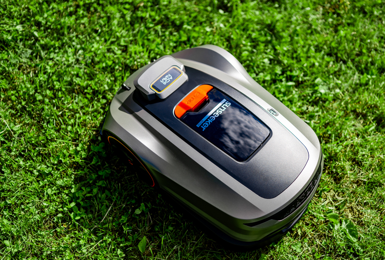 EUROGARDEN: Revolucija na vrtu: robotske kosilnice brez kabla in stroji, ki delajo namesto vas